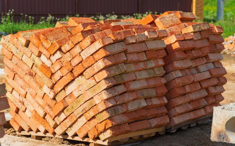 Bricks & blocks